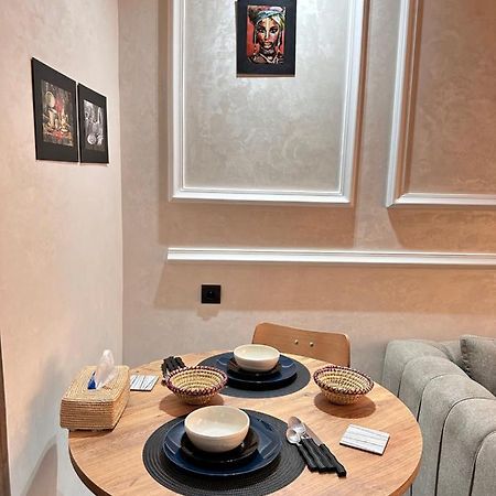 Luxueux Studio A Cote De Mcdo & Zara Maarif Kazablanka Dış mekan fotoğraf